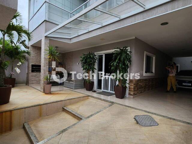 Casa para Venda em Rio de Janeiro - 2